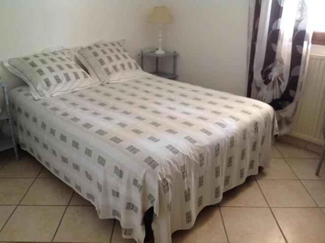 Appartement Rez De Chausse Боллен Екстер'єр фото